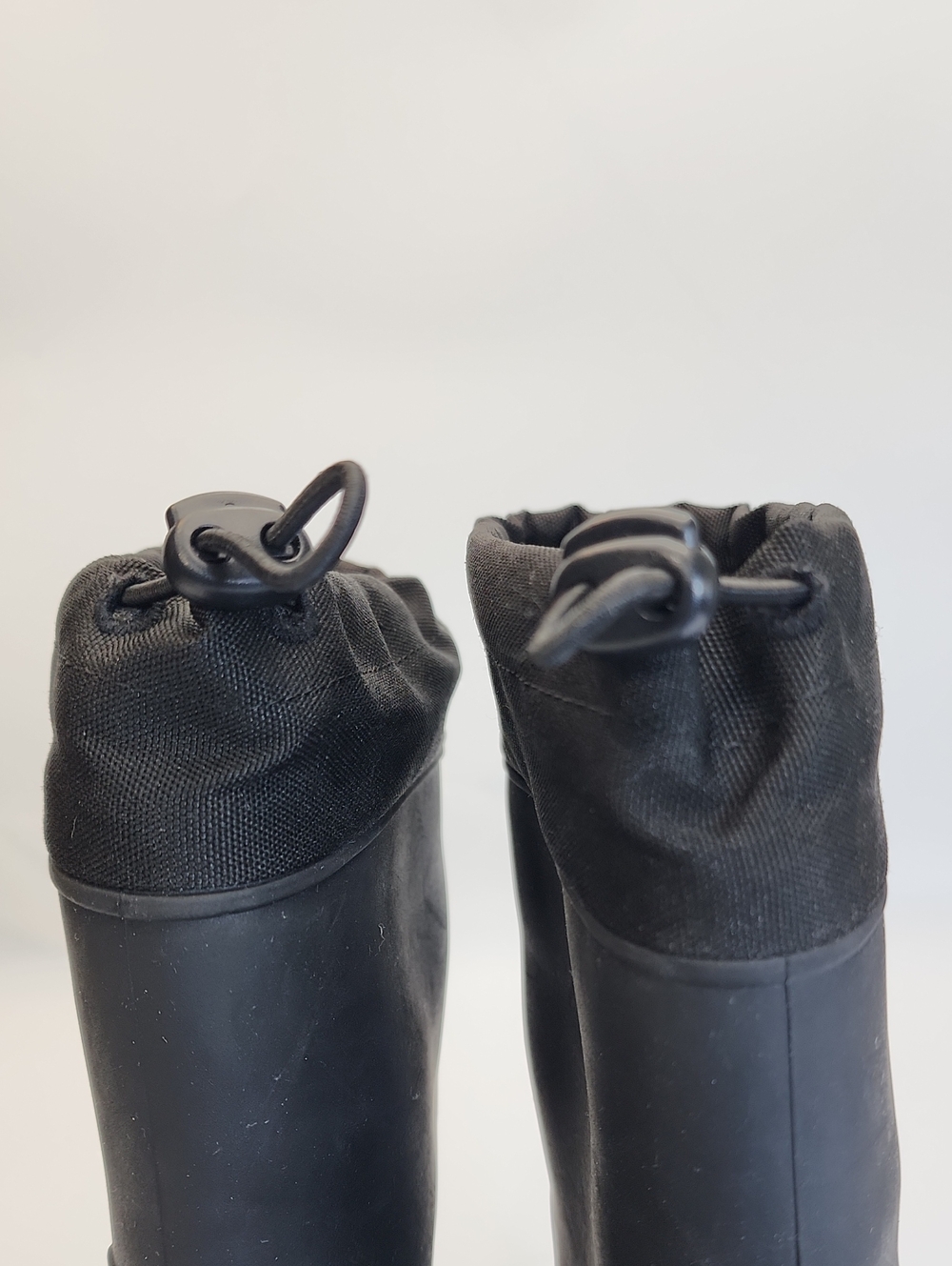 Black Rubber Rain Boots With Drawstrings Size 3 Made In Canada - Picture 7 of 11